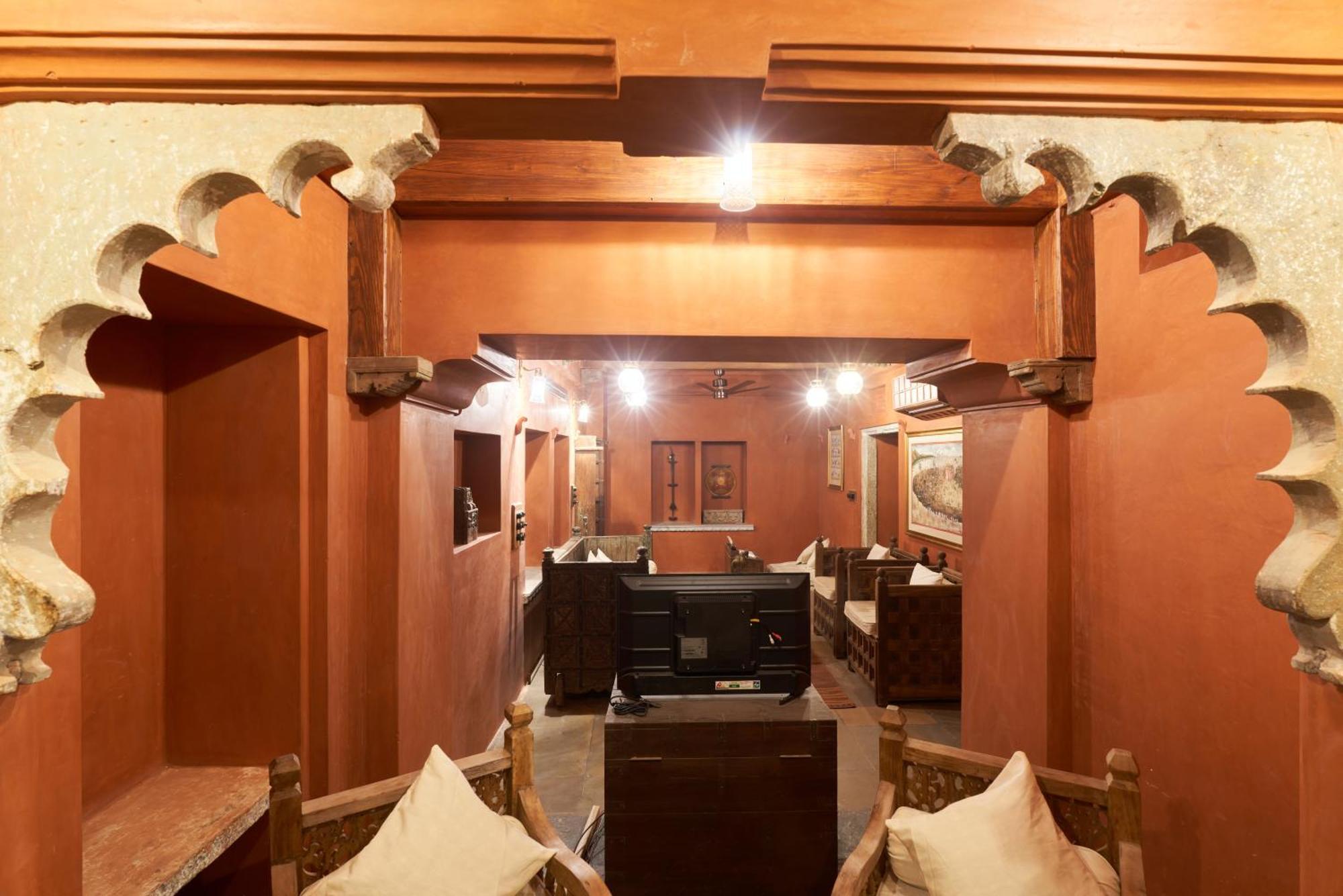 Kaladwas Lal Haveli Ξενοδοχείο Ουνταϊπούρ Εξωτερικό φωτογραφία