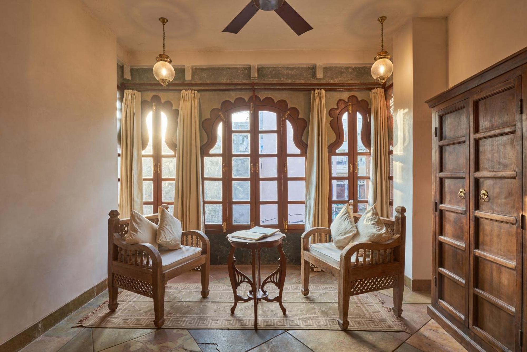 Kaladwas Lal Haveli Ξενοδοχείο Ουνταϊπούρ Εξωτερικό φωτογραφία